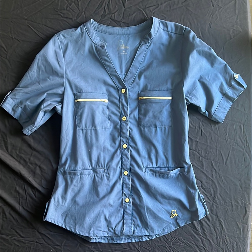 Jaanuu 3/4 sleeve Blue Button-Up scrub Top-XS